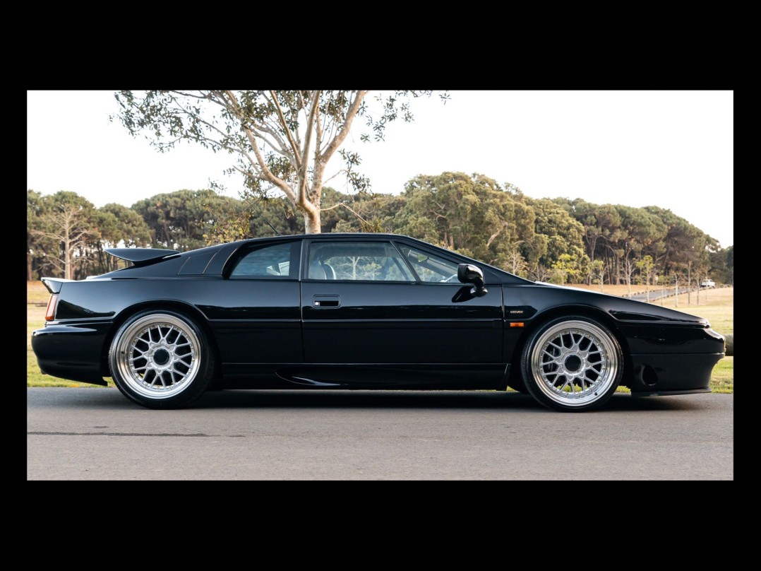 1994 Lotus ESPRIT S4