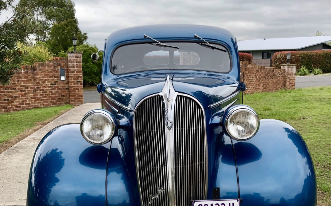 1937 Plymouth Deluxe Sedan P4