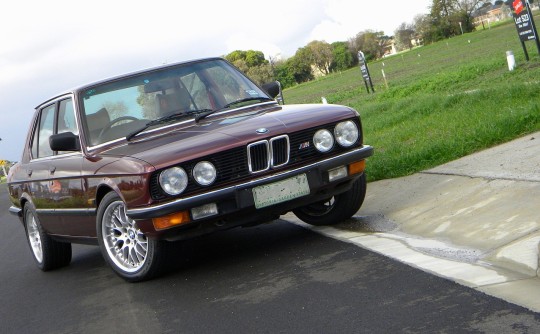 1983 BMW (E28) 528i