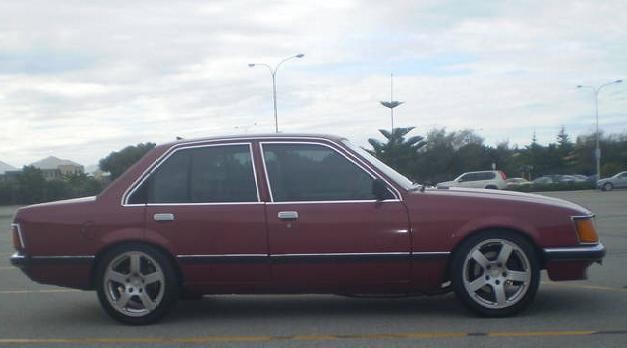 1982 Holden COMMODORE