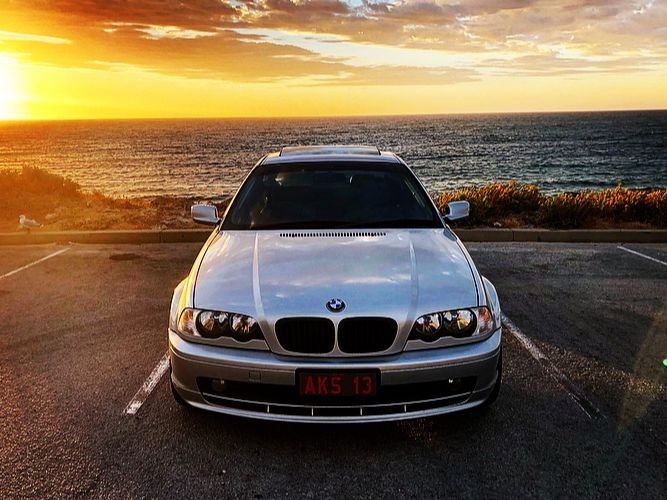 2001 BMW E46 325Ci