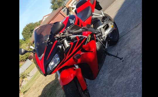 2006 Honda 1000cc CBR1000RR (FIREBLADE)