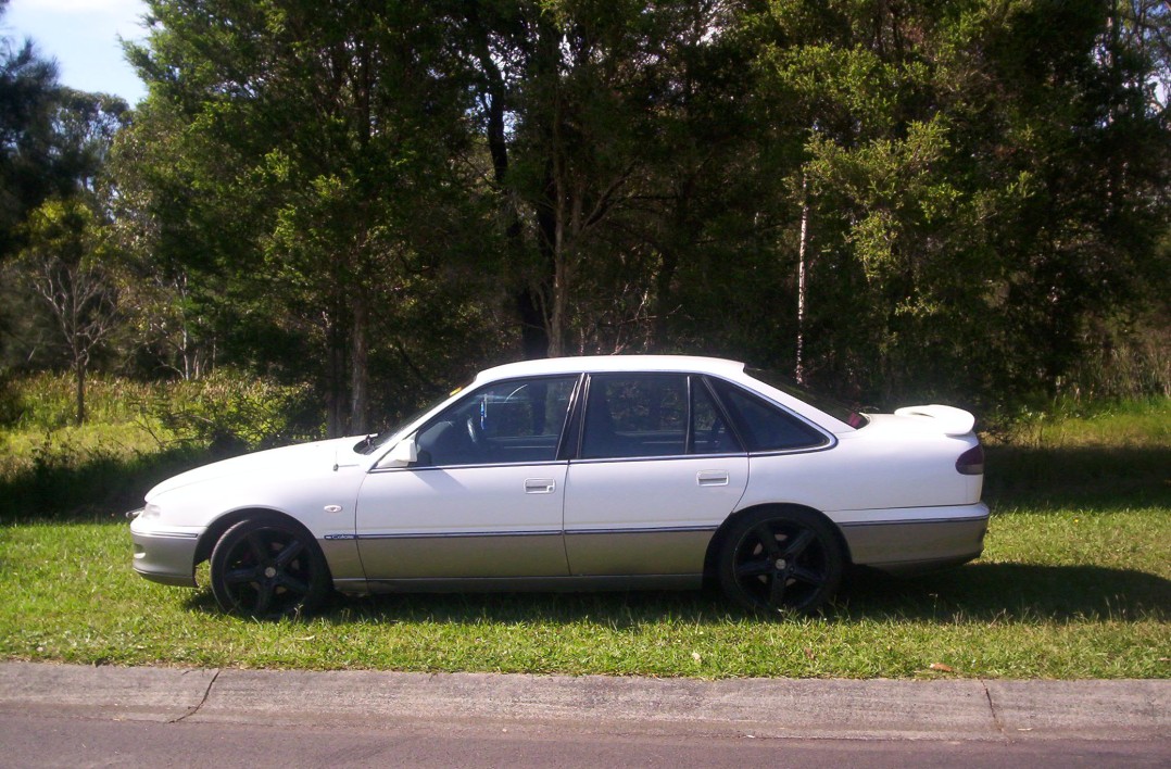 1994 Holden VR CALAIS
