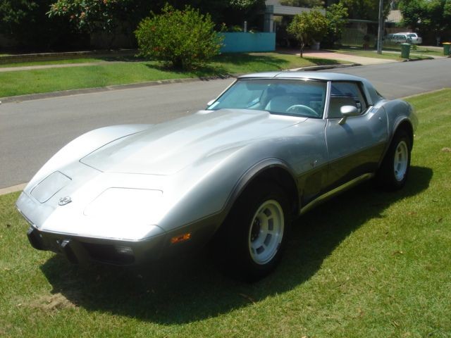 1975 Chevrolet CORVETTE STINGRAY