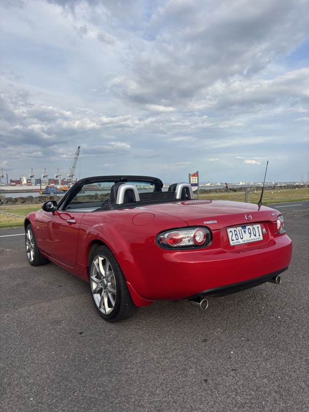 2005 Mazda MX-5