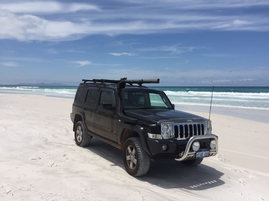 2008 Jeep COMMANDER