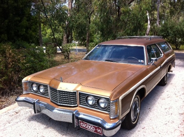 1974 Ford LTD Country Squire Brougham