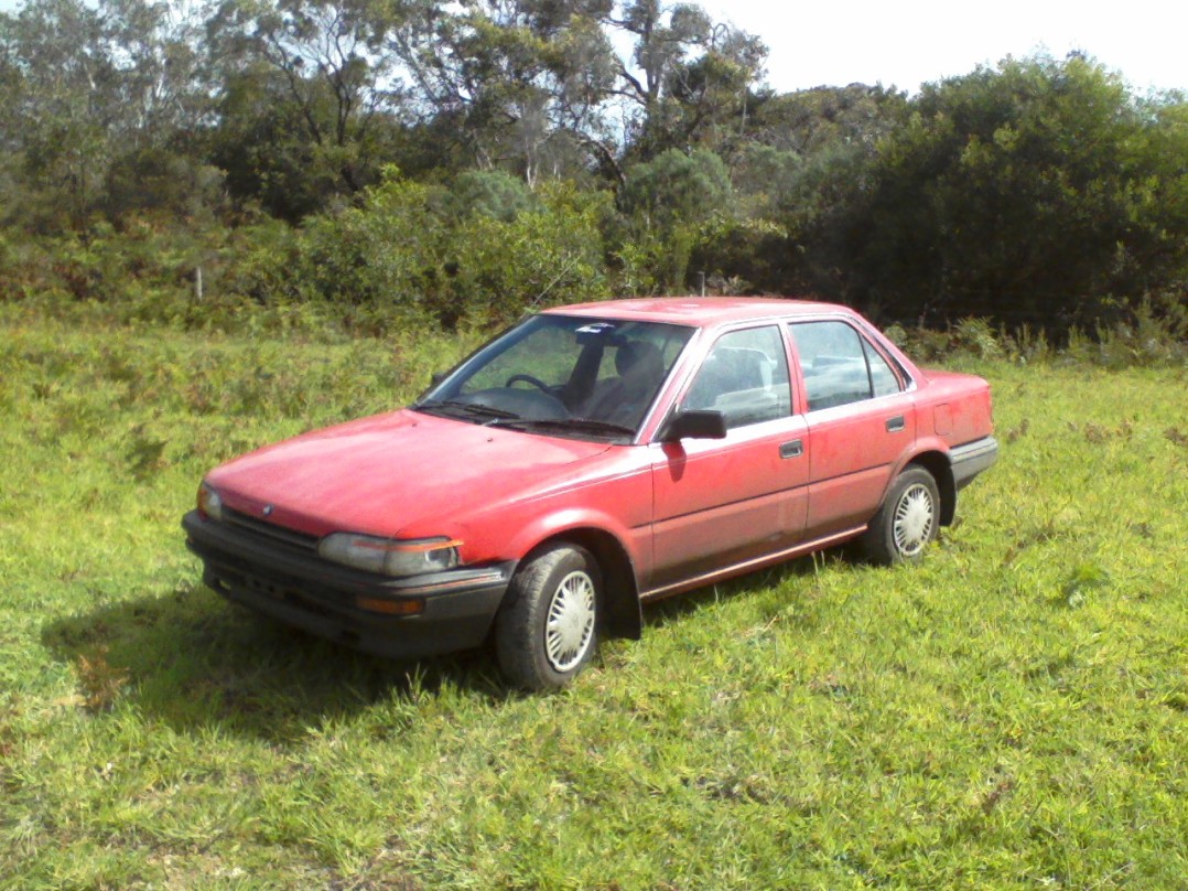 1992 Holden NOVA SLE