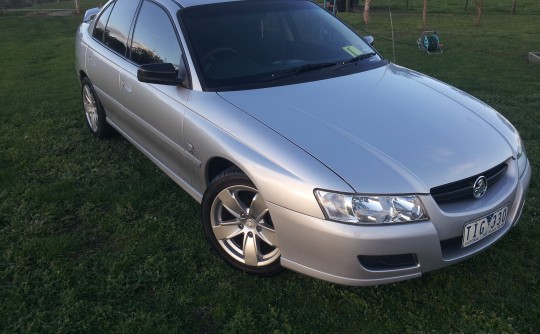 2005 Holden COMMODORE