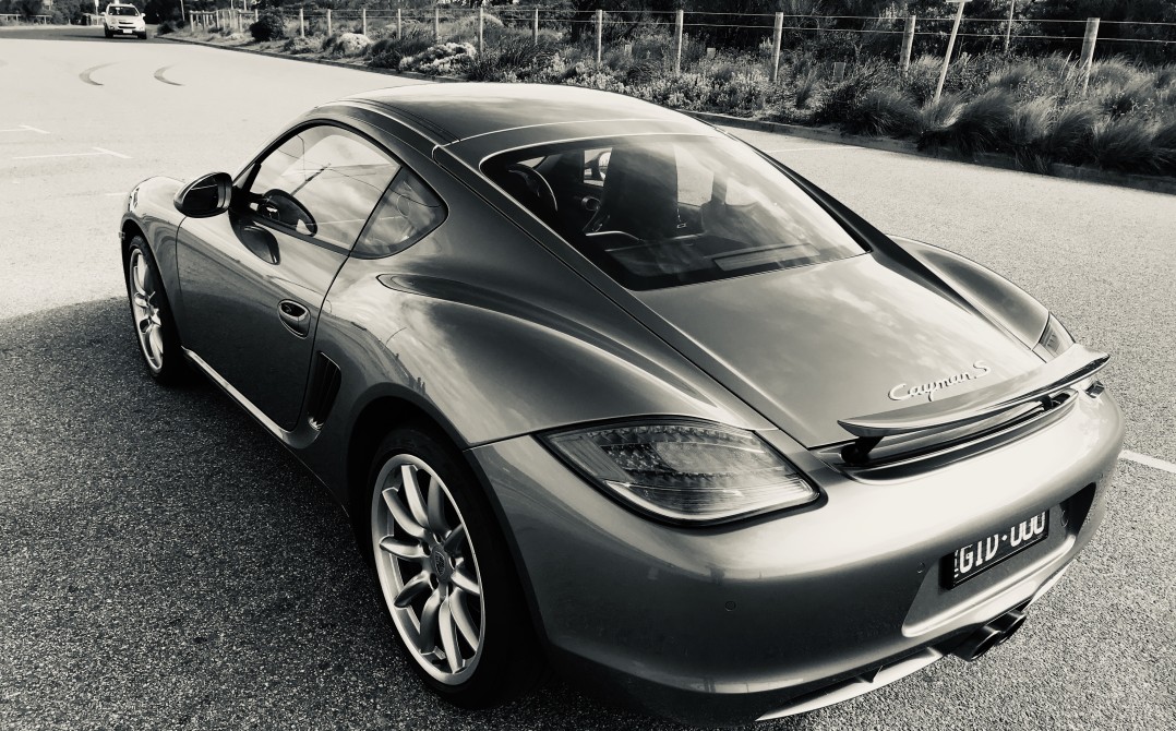 2010 Porsche CAYMAN S