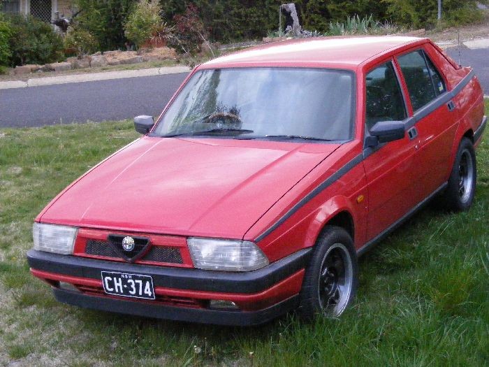 1986 Alfa Romeo 75 2.5