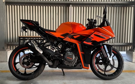 2022 KTM RC390