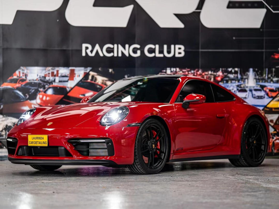 2022 Porsche 911 Carrera GTS