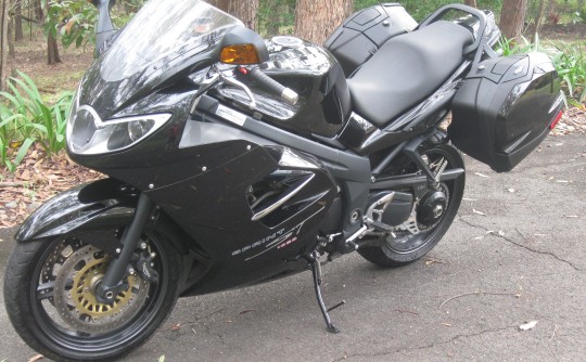 2010 Triumph Sprint 1050