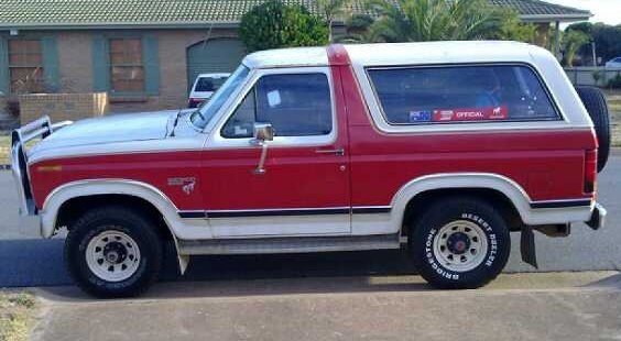 1983 Ford BRONCO (4X4)