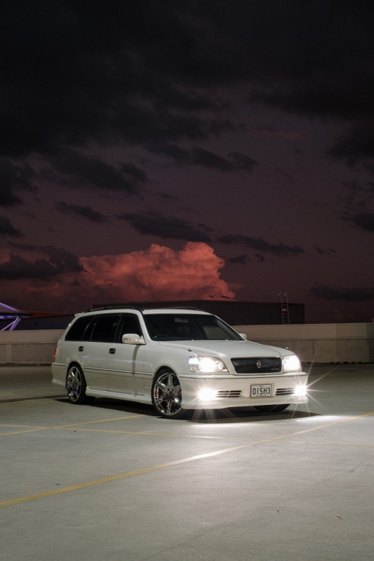 2002 Toyota Crown