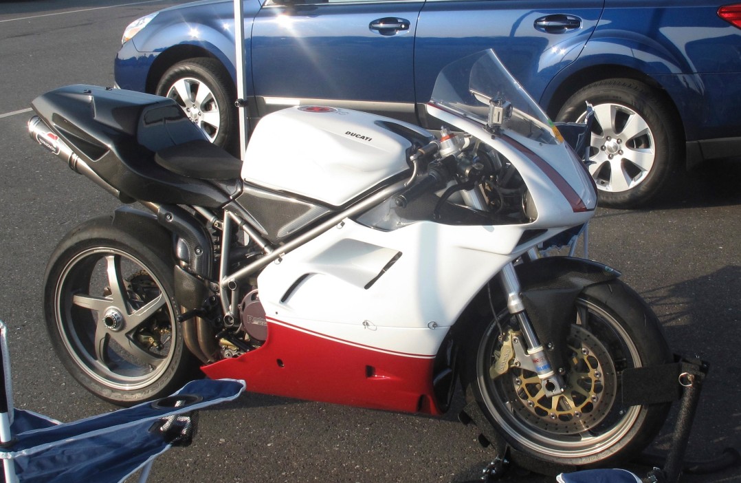 2002 Ducati 748 S