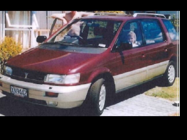 1995 Mitsubishi Charriot