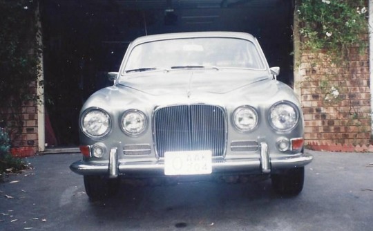 1967 Jaguar 420 Compact