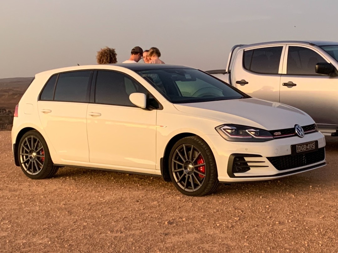 2019 Volkswagen GOLF GTi