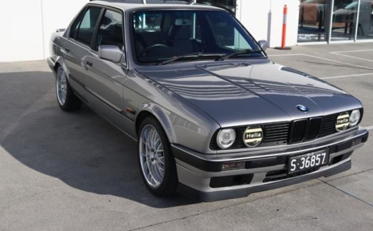 1989 BMW E30