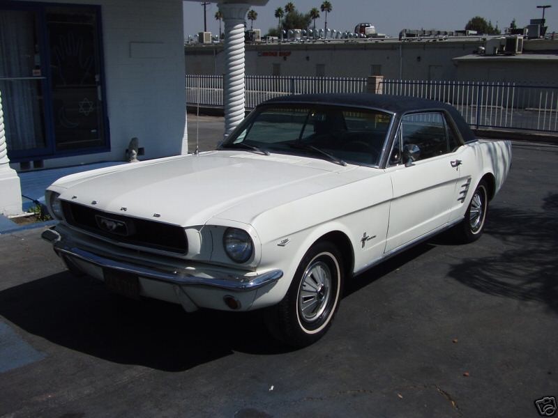 1966 Ford MUSTANG