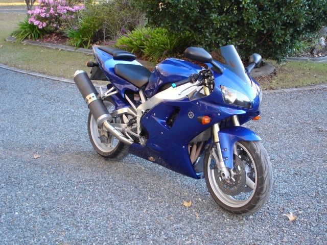 1998 Yamaha R1 1000