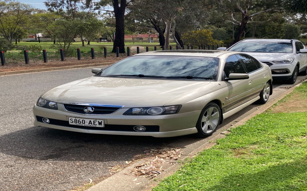 2004 Holden VY Calais S2
