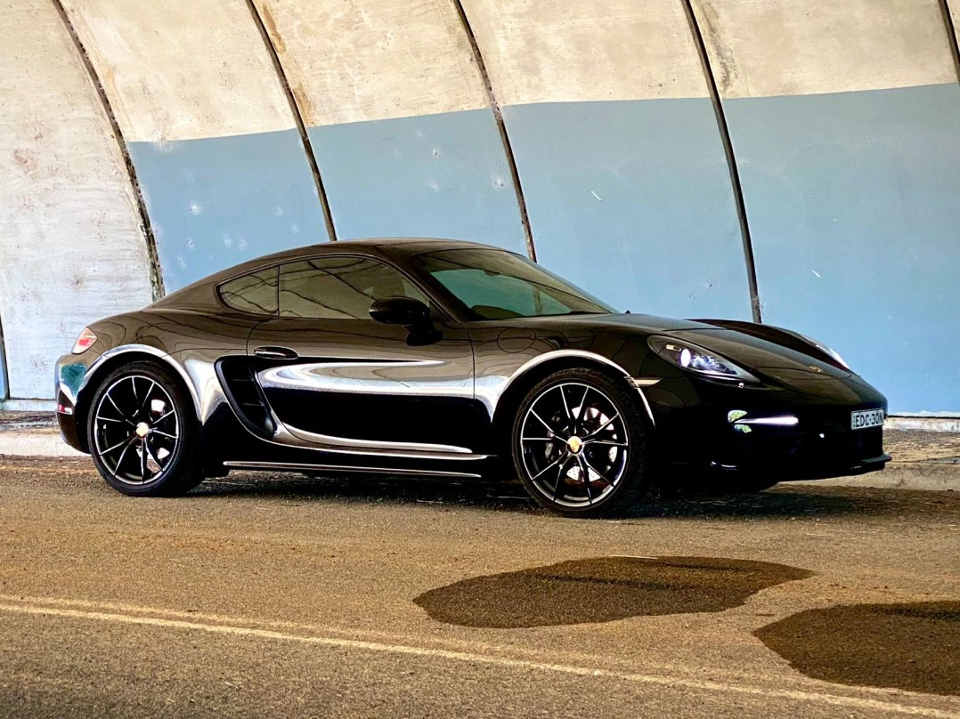 2017 Porsche 718 Cayman