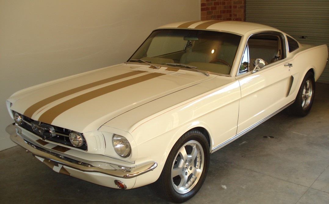 1965 Ford MUSTANG