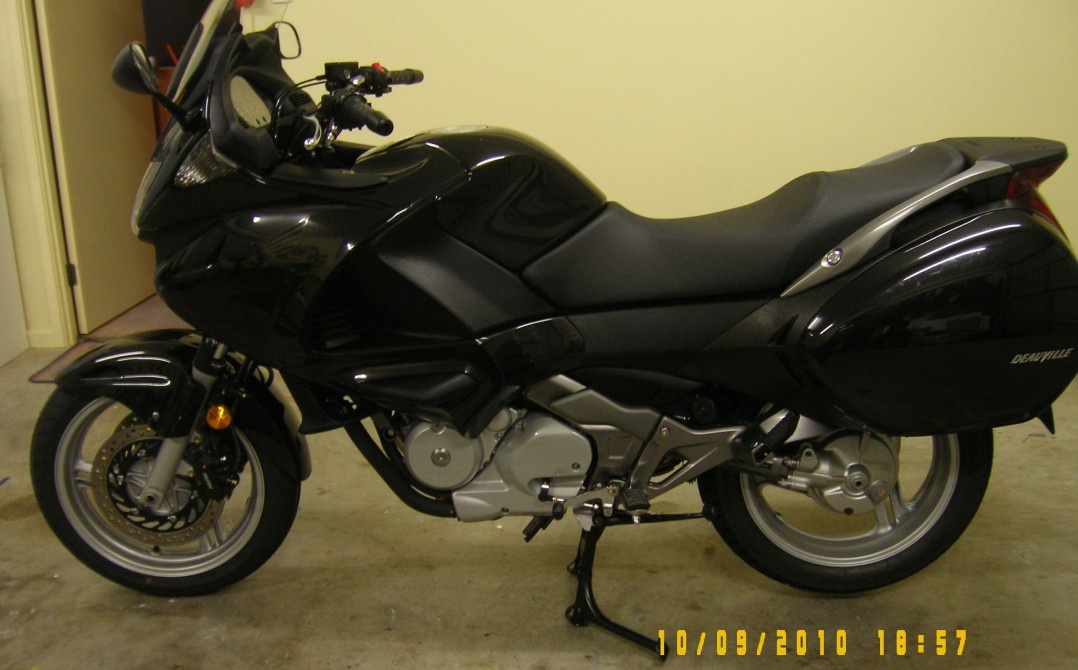 2008 Honda NT700V