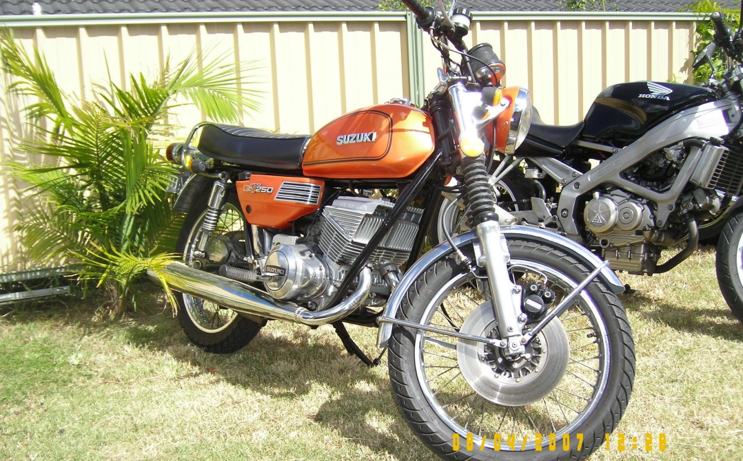 1974 Suzuki 247cc GT250