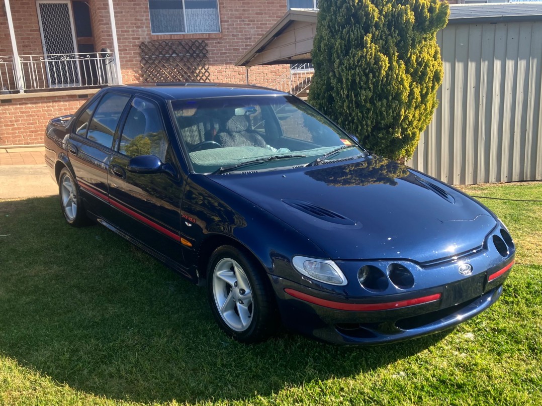 1995 Ford EFII XR8