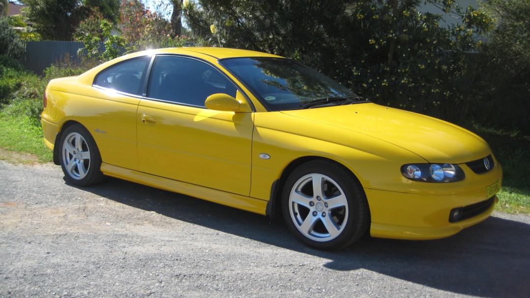 2002 Holden Monaro CV6