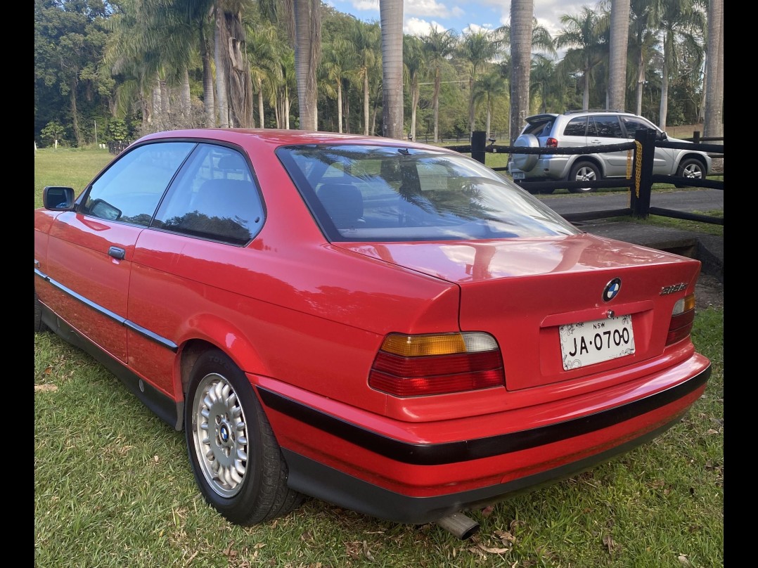 1993 BMW 318is SPORT