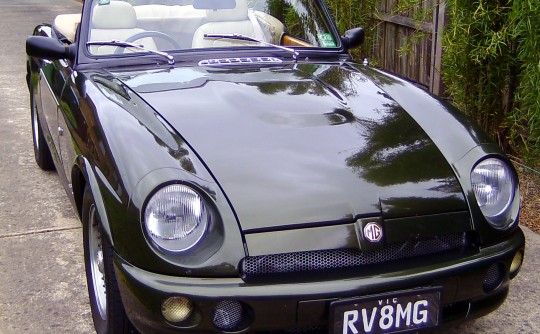 1994 MG RV8