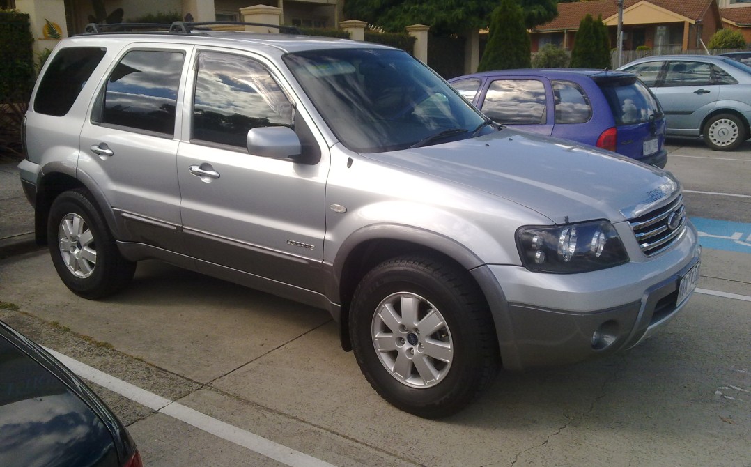 2007 Ford ESCAPE XLS