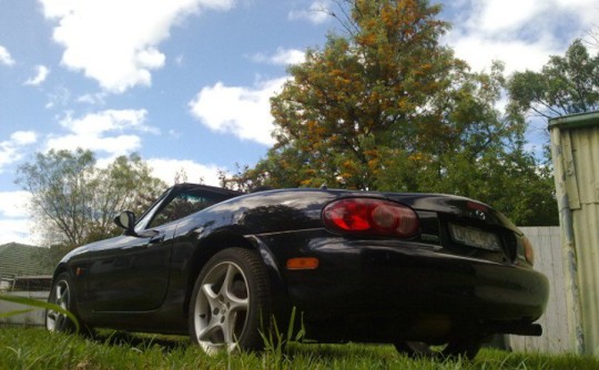 2000 Mazda MX-5