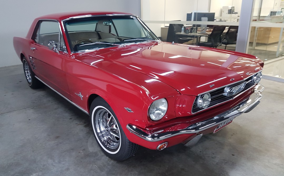 1966 Ford MUSTANG
