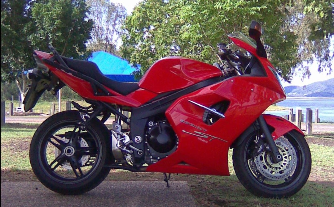 2007 Triumph 1050cc SPRINT ST