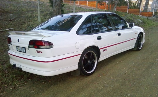 1994 Holden COMMODORE SS