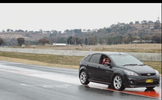 2010 Ford FOCUS XR5