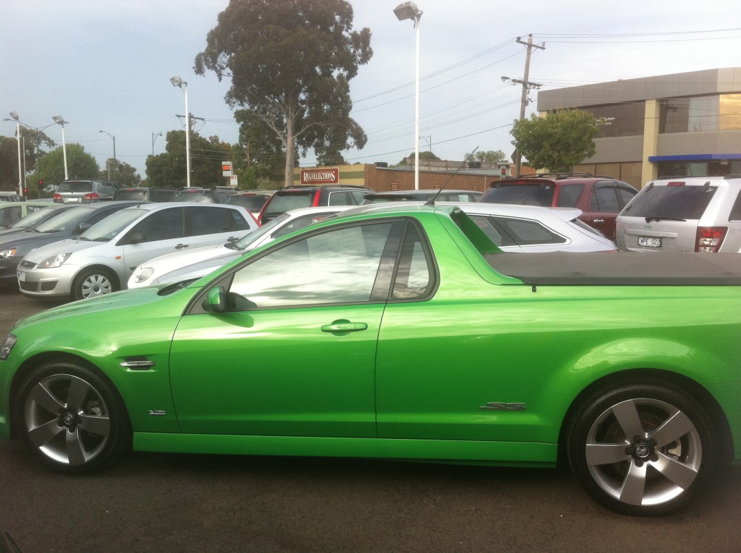 2009 Holden COMMODORE