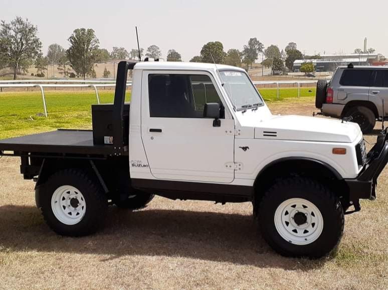 1987 Suzuki SIERRA (4x4)