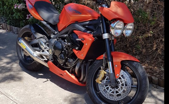 2010 Triumph 675cc STREET TRIPLE R