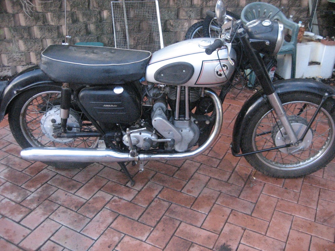 1956 Norton ES2
