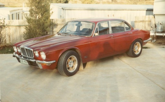 1974 Jaguar XJ6 4.2