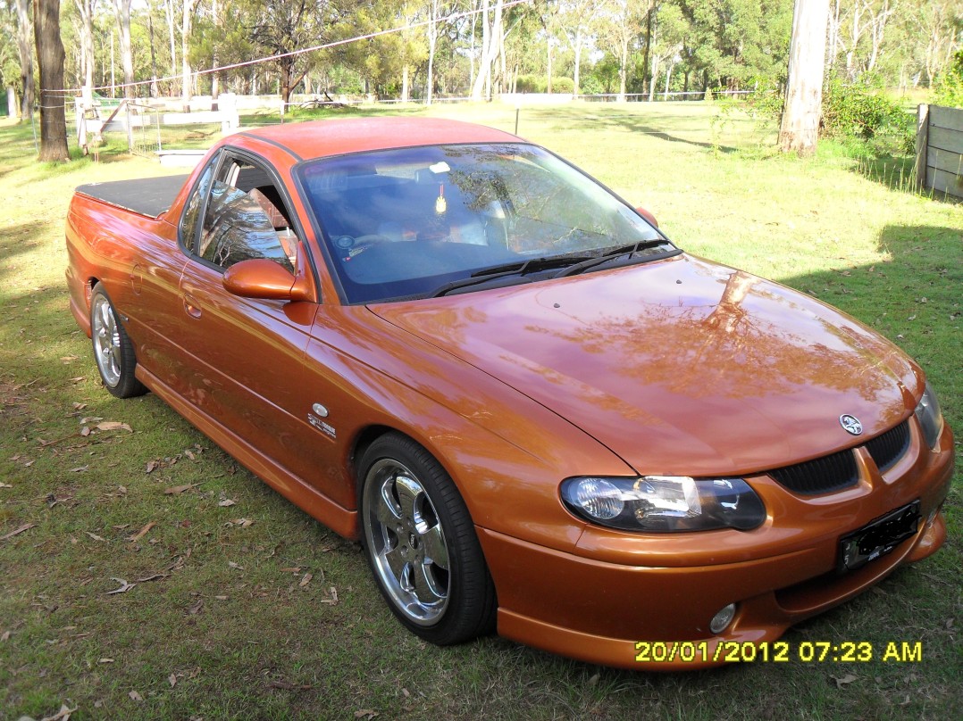 2001 Holden COMMODORE SS