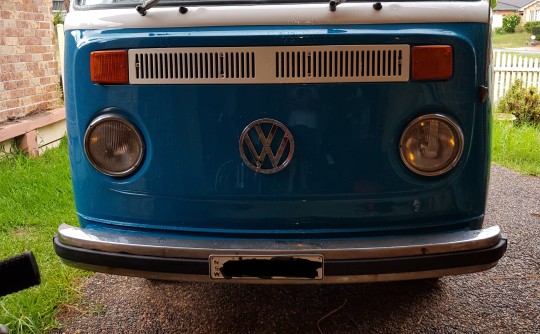 1977 Volkswagen Kombi Deluxe