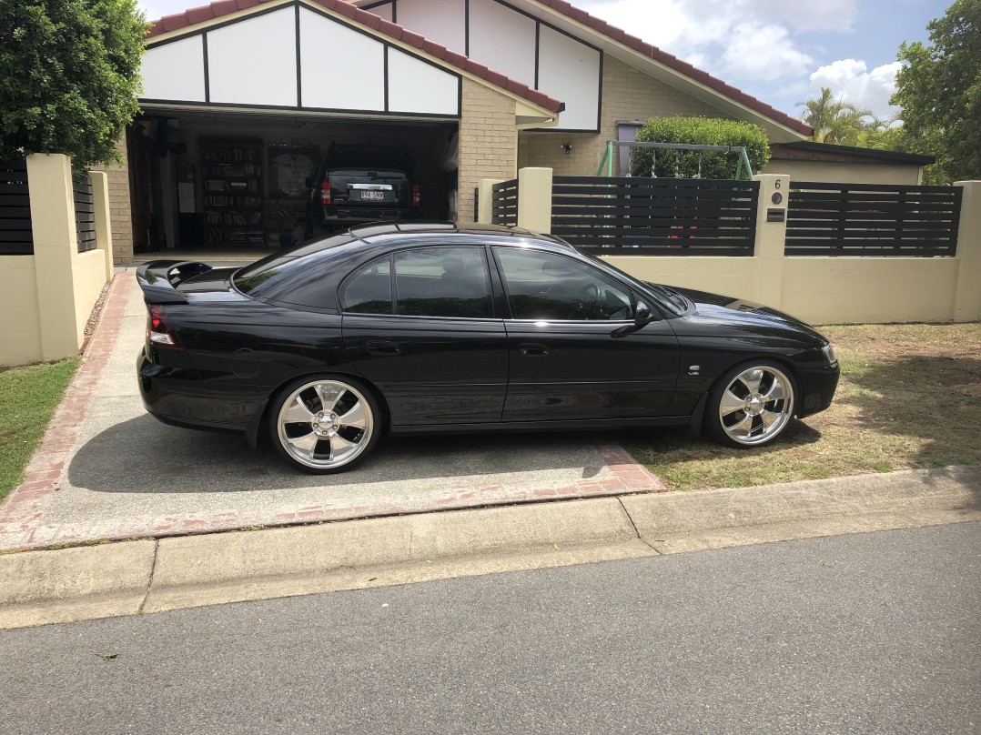 2004 Holden Vy sv8